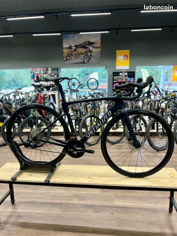 Specialized Roubaix SL8 - Carbone - Shimano Tiagra - Future Shock 3.1