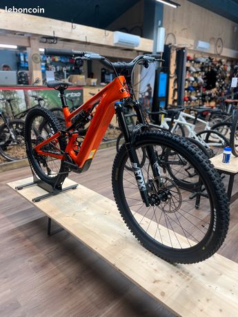 Specialized Turbo Levo 4 Comp Carbone 2026 - Neuf